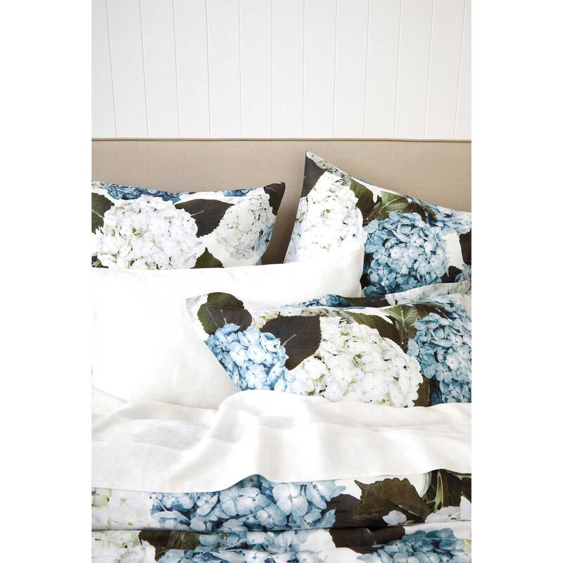 Wallace Cotton Beloved Hydrangea Duvet Set image number 3